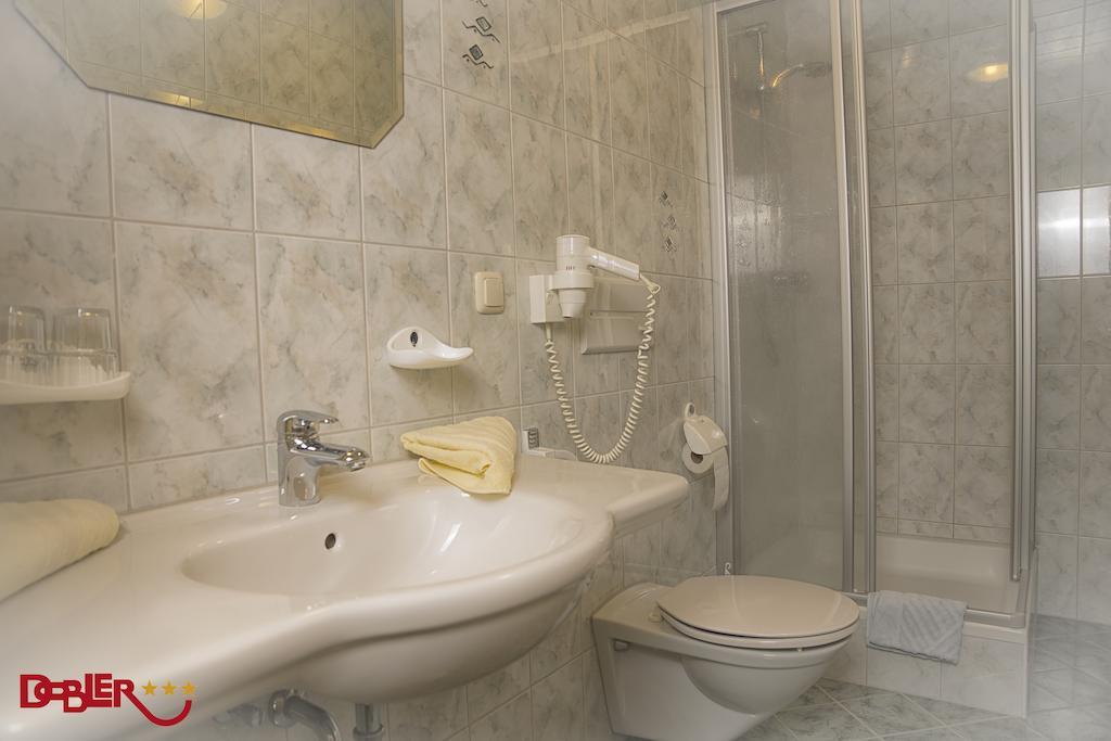 Ferienhotel Dobler Weißenbach am Lech Pokój zdjęcie